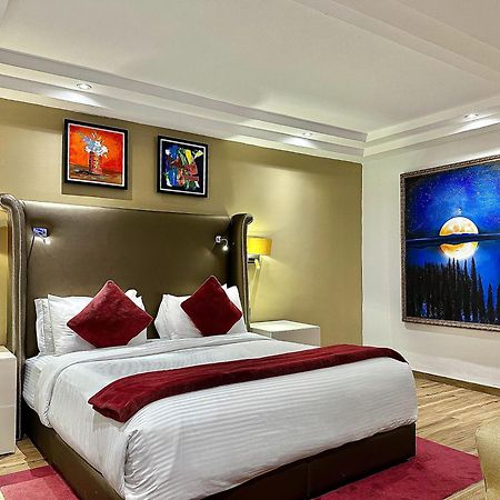 Victoria Crown Plaza Hotel Lagos Buitenkant foto