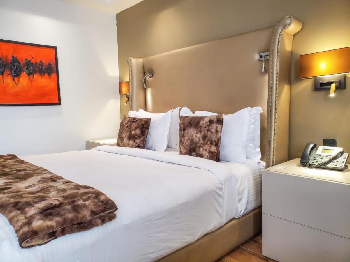 Victoria Crown Plaza Hotel Lagos Buitenkant foto
