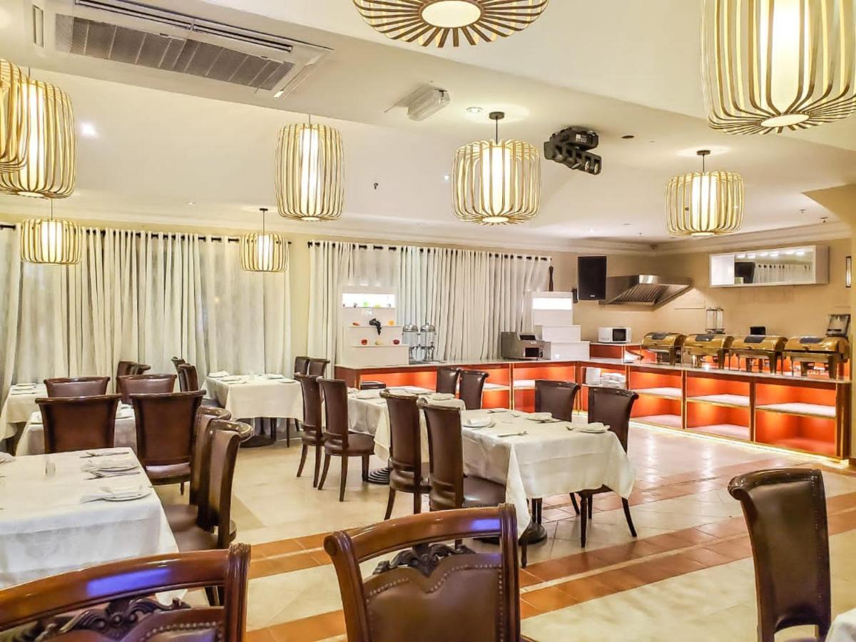 Victoria Crown Plaza Hotel Lagos Buitenkant foto