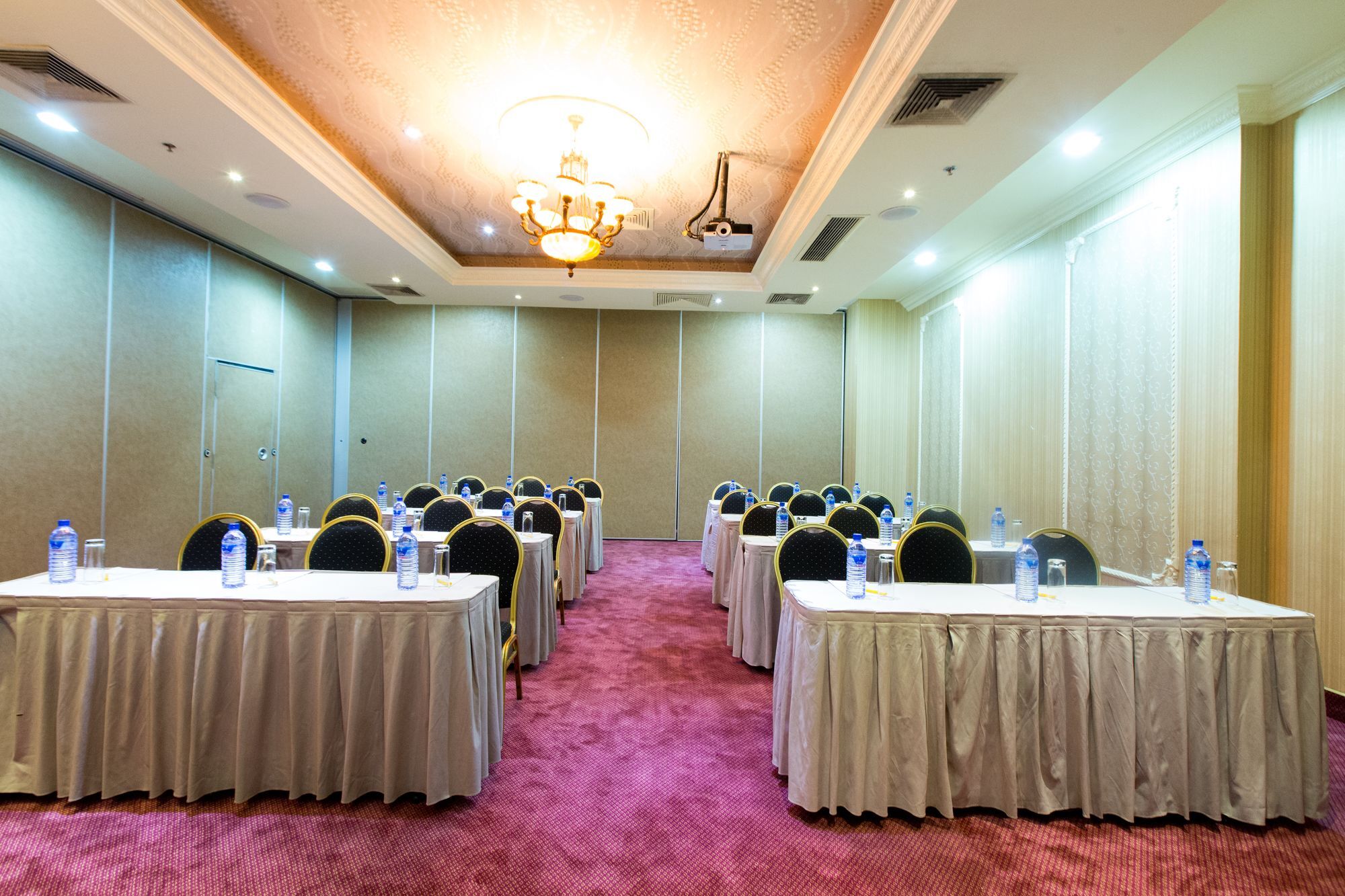 Victoria Crown Plaza Hotel Lagos Buitenkant foto